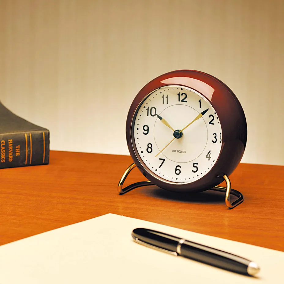 Arne Jacobsen - Station Alarm Clock - Burgundy