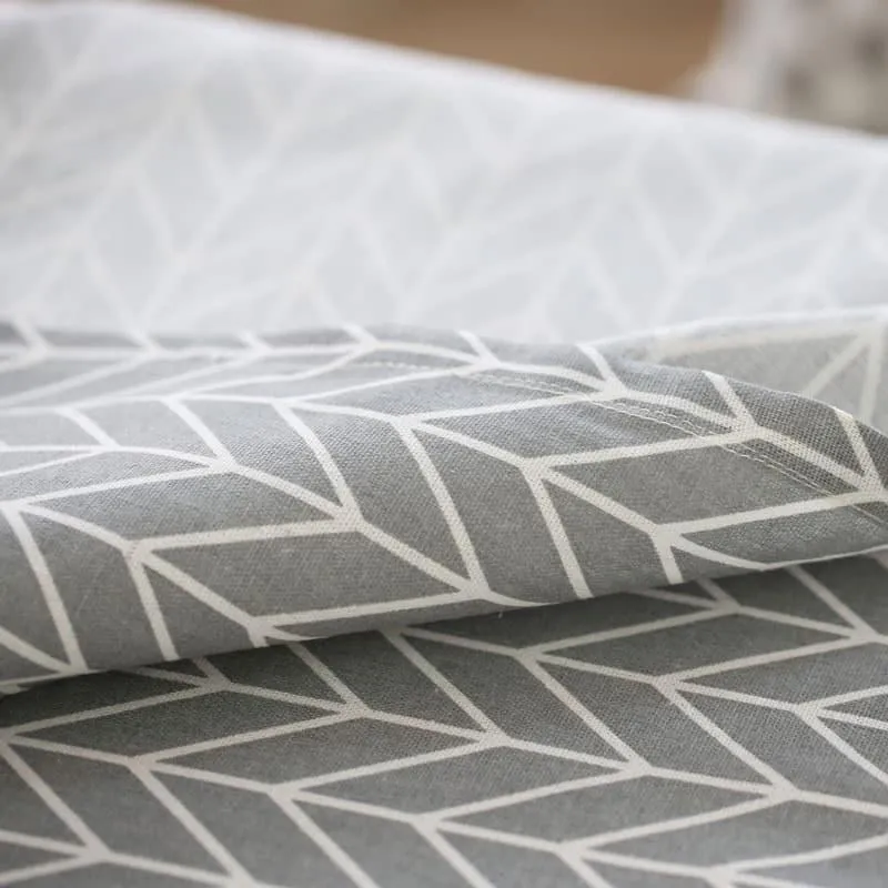 Arrow Patterned Decorative Linen Tablecloth