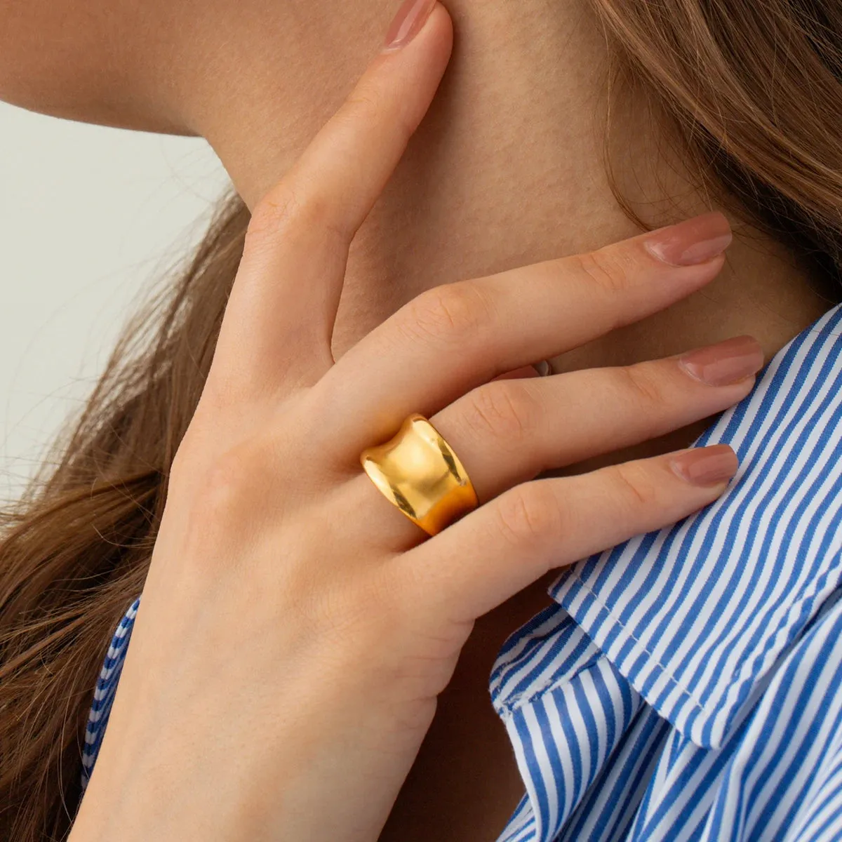 Elegant Charm Gold Color Geometric Brushed Closed Ring