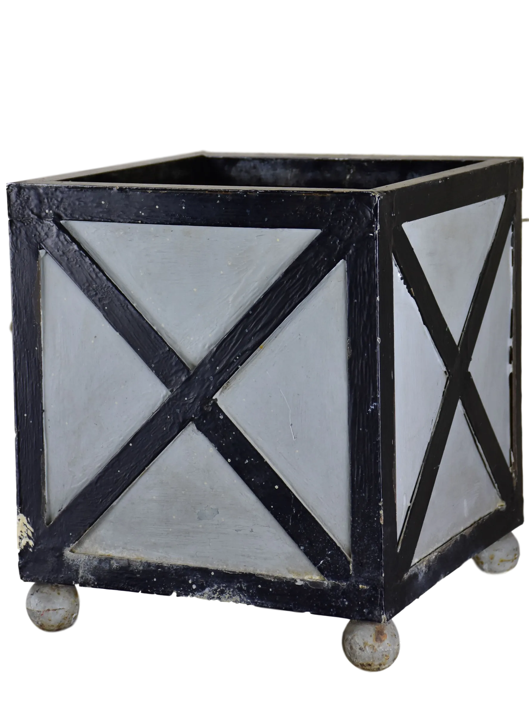 French pot stand - black and silver zinc