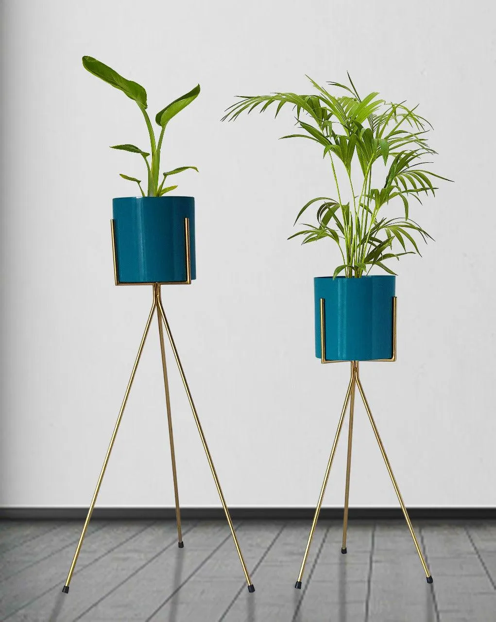 GOLDEN STAND  PLANTER SET OF 2