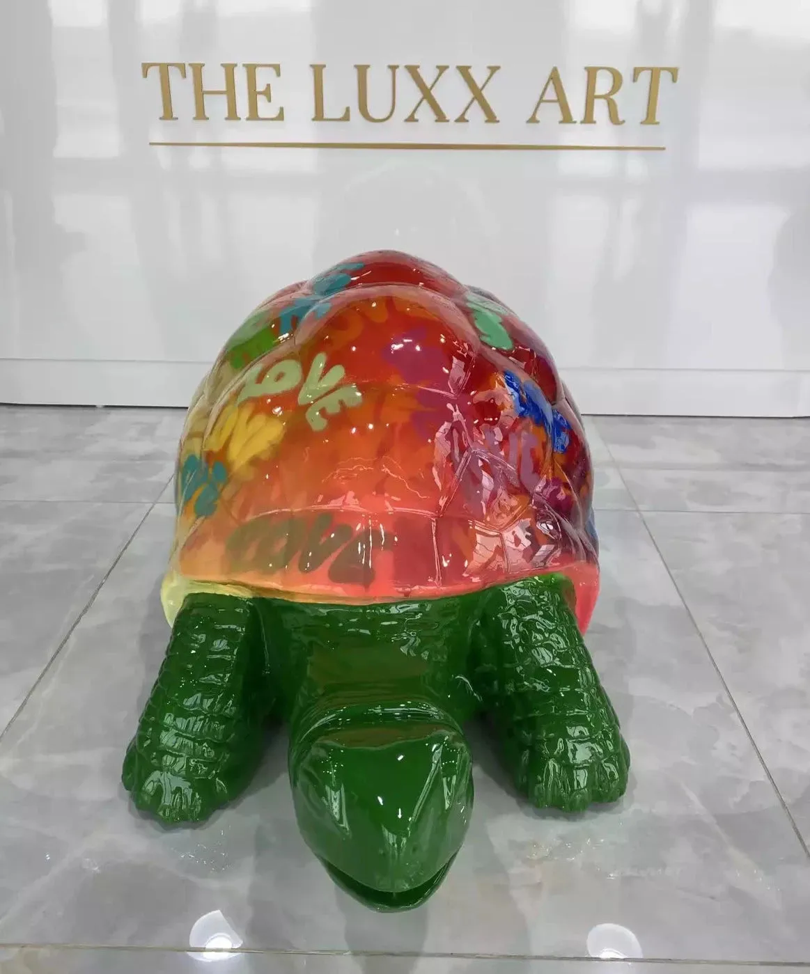 Green love turtle