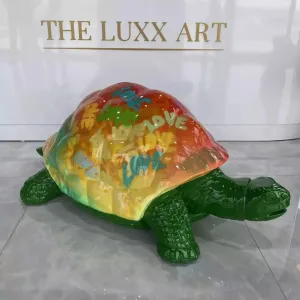 Green love turtle