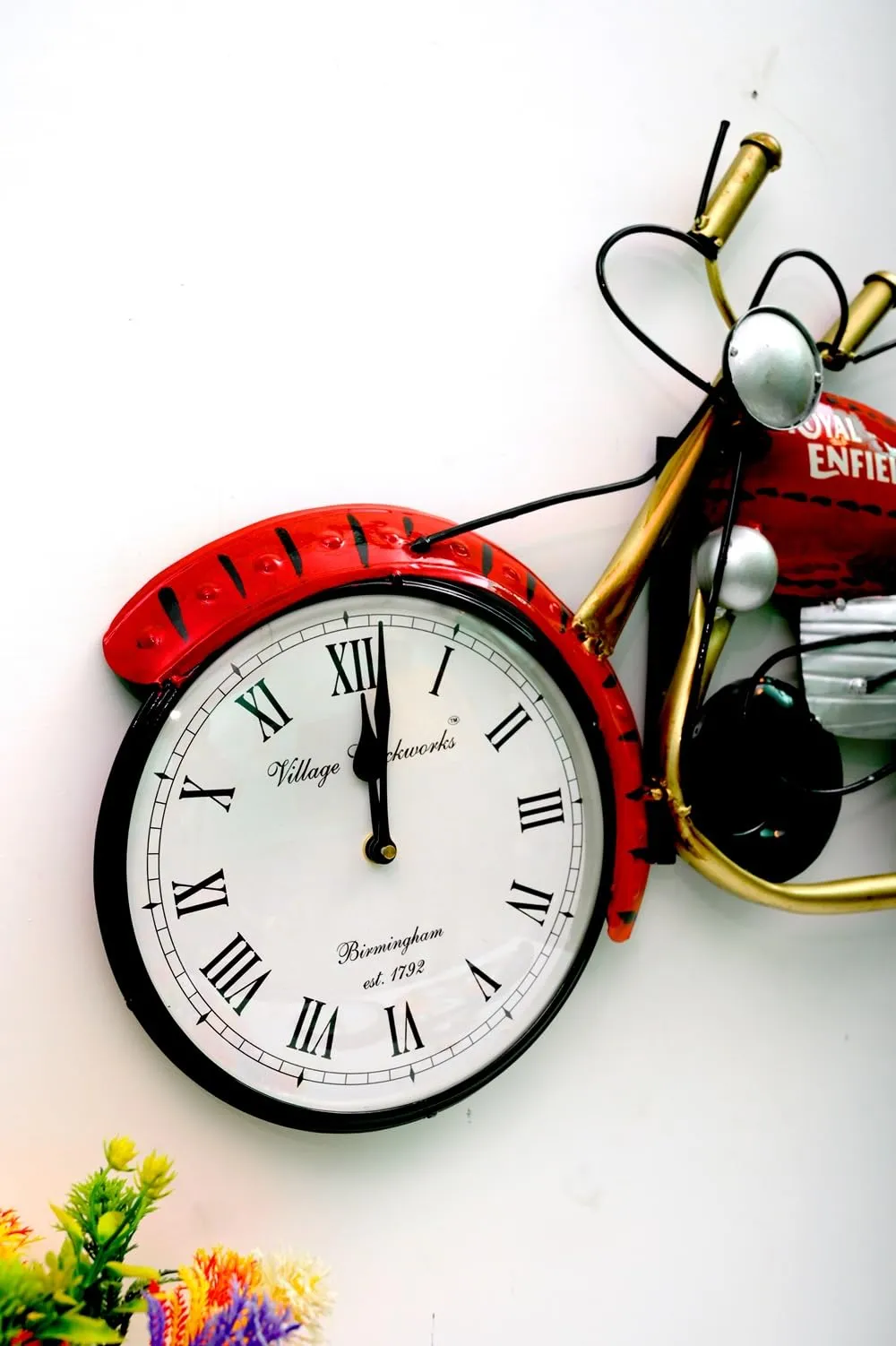 OBRA MIA Metal Wall Bullet Bike with Clock - Metal Bullet Bike with Clock showpiece/Bike for Home Decor (Red)
