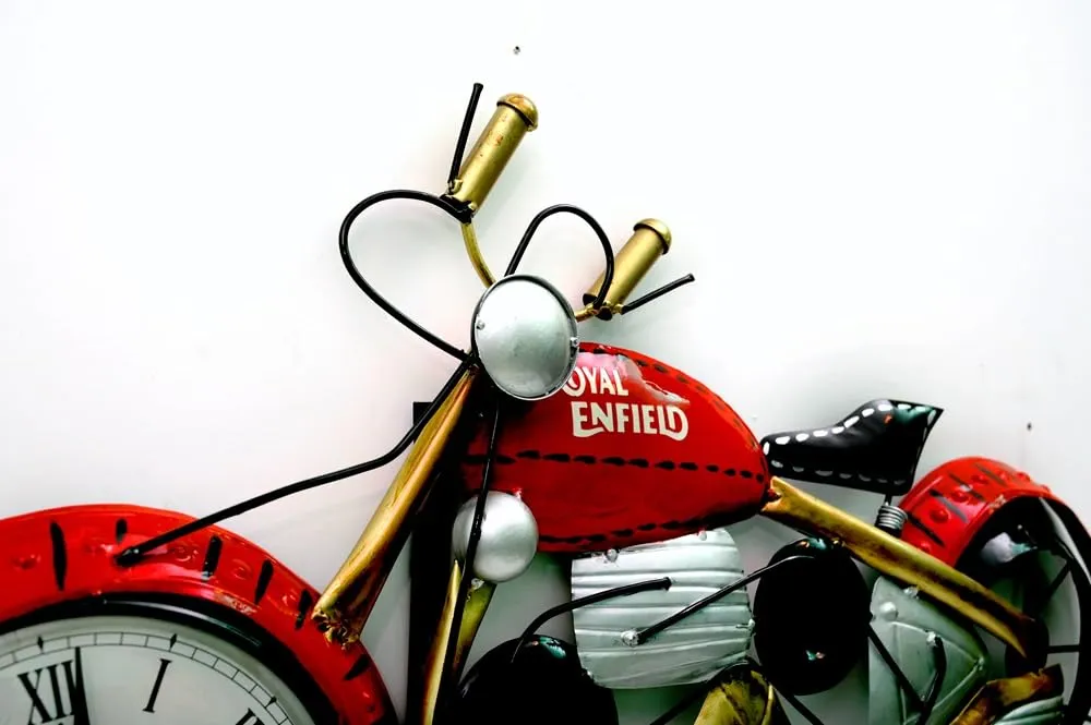OBRA MIA Metal Wall Bullet Bike with Clock - Metal Bullet Bike with Clock showpiece/Bike for Home Decor (Red)