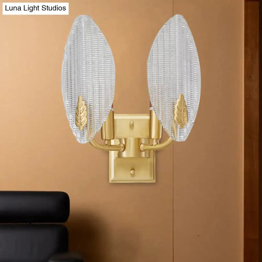 Vintage Brass Leaf-Shaped Wall Sconce Light with Clear Fluted Glass - Unique Wall Lighting Idea"