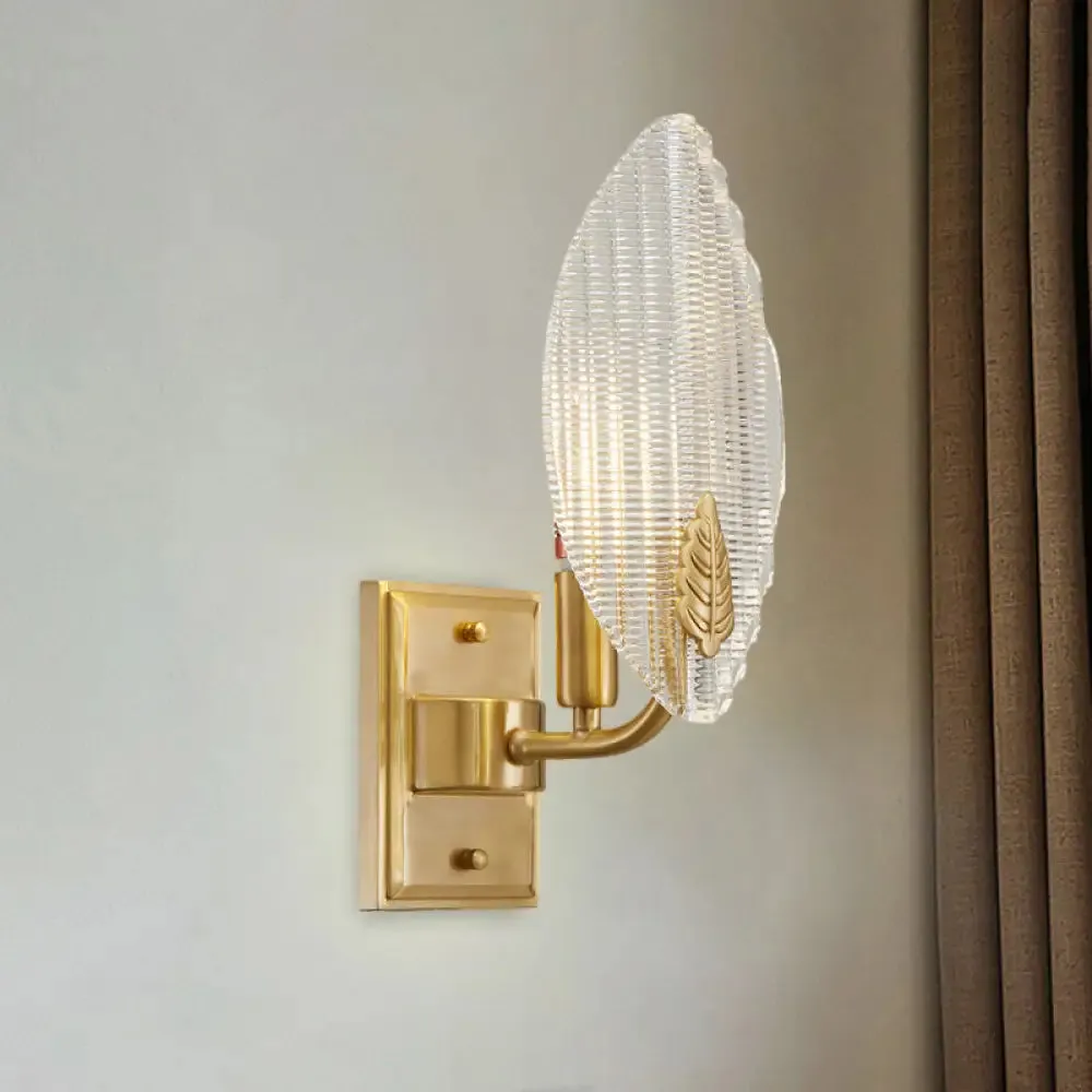 Vintage Brass Leaf-Shaped Wall Sconce Light with Clear Fluted Glass - Unique Wall Lighting Idea"